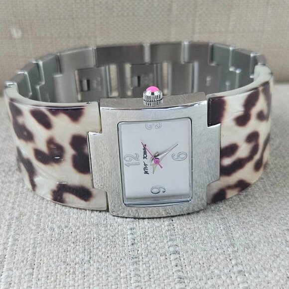 Betsey Johnson Women Wristwatch Silver Tone Brown Leopard Print Analog Watch main image 9